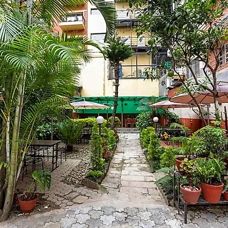 Hotel Sekai